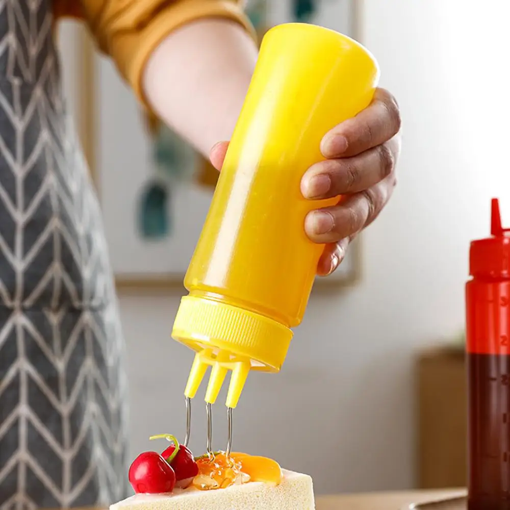 New Plastic Squeezing Sauce bottle 3 Nozzles Graduated Squeeze Bottles Sauces Kitchen Accessories Jam Container  350/450/680ml