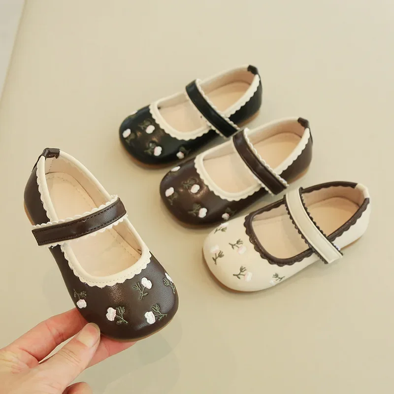 Girls Leather Shoes Fashion Flower Embroidery Little Girl Shoes Kids Princess Shoes Flat Heels Soft Bottom