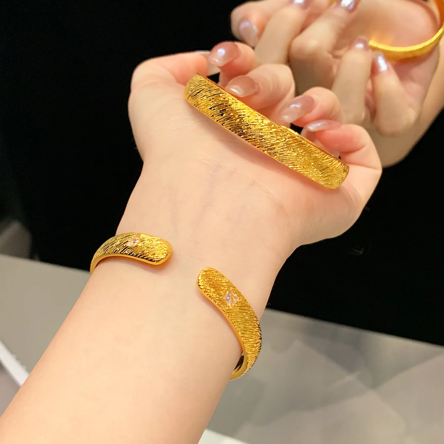 

Gold Shop Same Style 9999 24K Real Gold Women's Gold Bracelet Open Bracelet with Diamond Set Wide Face Versatile Gift Exquisite