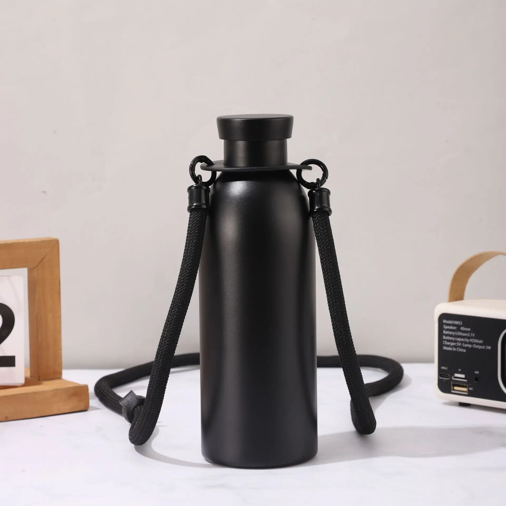 Taza Termo de acero inoxidable 304 al vacío de 2 capas, aislamiento térmico y aislamiento en frío, taza de agua deportiva, tipo correa portátil