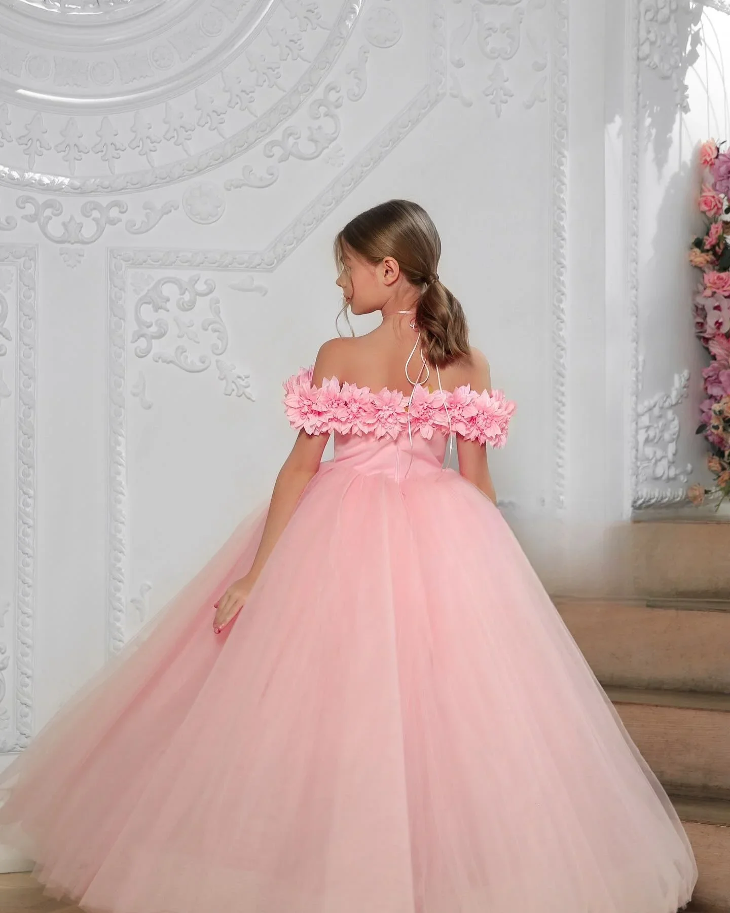Dearin Off-The-Shoulder Bal Vloer Lengte Open Rug Rokken Gedrapeerd Tule Applique 3d Flower Girl Jurken
