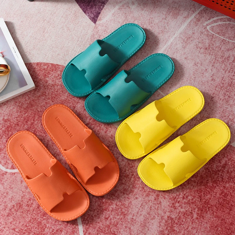 2024 Slippers For Women Home Lightweight Summer Indoor Leisure Sandals Couples Simple Bathroom Bathing Anti-Slip