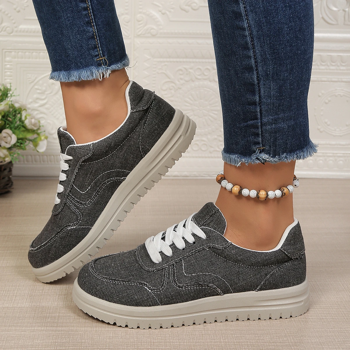 

Outdoor Sports Women Canvas Shoes Fashion Fitness Running Sneakers Comfortable Breathable Casual Shoes Plus Size Ladies Trainers