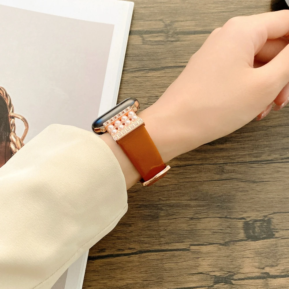Leather Strap with Diamond and Pearls for Apple Watch Band 45mm 41mm 44mm 40mm 42mm 38mm Women Bracelet for iWatch 876543SE Belt