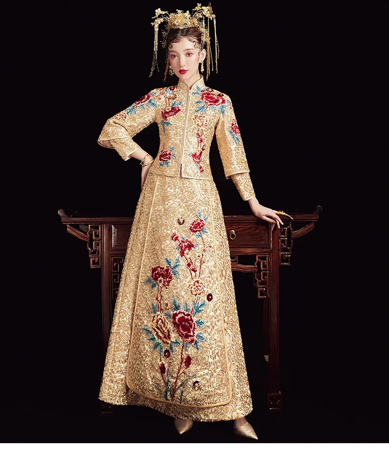 

Gold Embroidery Chinese Traditional Dress Wedding Long Cheongsam Bridal Bride Dragon Phoenix Vintage Women китайская одежда