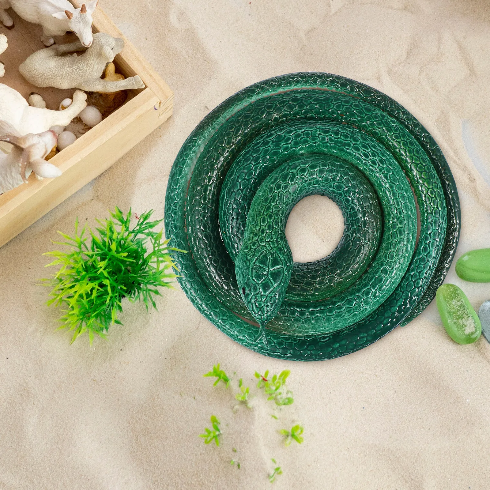 

6Pcs 75Cm Vivid Artificial Rubber Snakes for Party Favors Halloween Decor Pranks Scary Theme Events Simulated Reptile Props