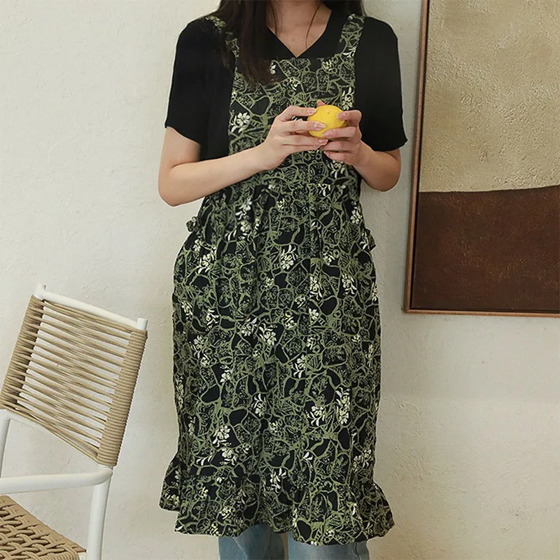 

Summer Breathable Cotton Yarn Ruffled Garden Apron Women's Sleeveless Stain-resistant Kitchen Dress Pinafore for Flower Shop