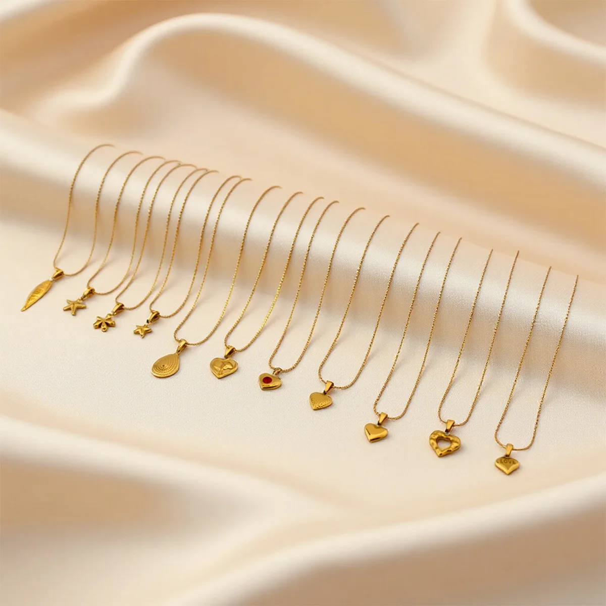 

Love temperament collarbone chain niche design sense simple versatile neck chain