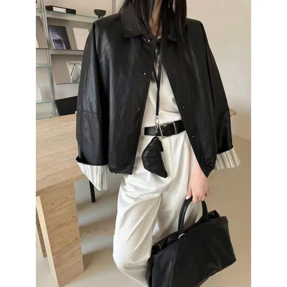 معاطف نسائية من الجلد الصناعي سترة من البولي يوريثان بياقة مقلوبة وأكمام طويلة واحدة الصدر فضفاضة ملابس الشارع الشهير لخريف وشتاء 2025 #5