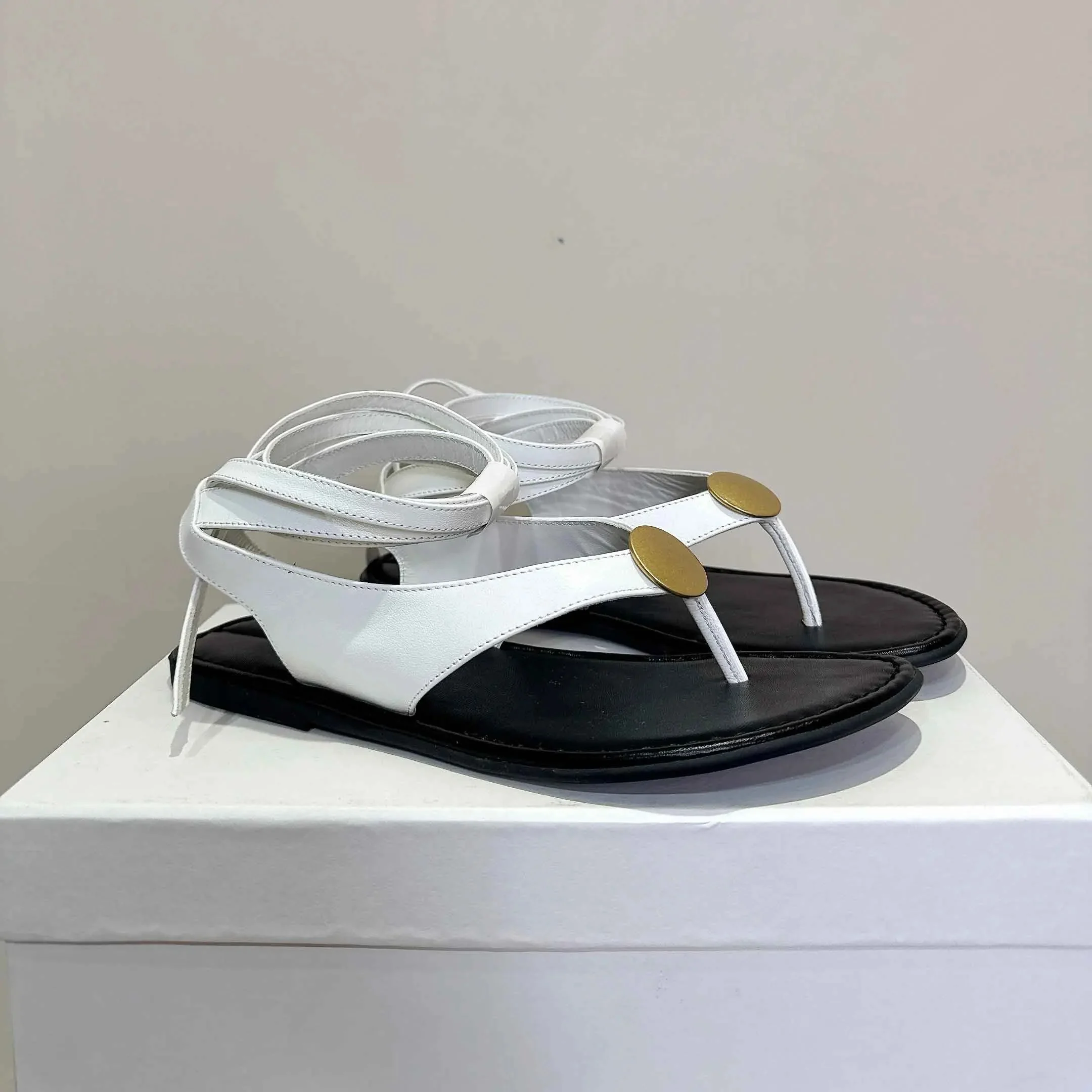 

Женские сандалии весна-лето 2023, женская обувь с круглым носком, лаконичные шлепанцы из натуральной кожи с ремешком на щиколотке, сандалии Chaussure Femme