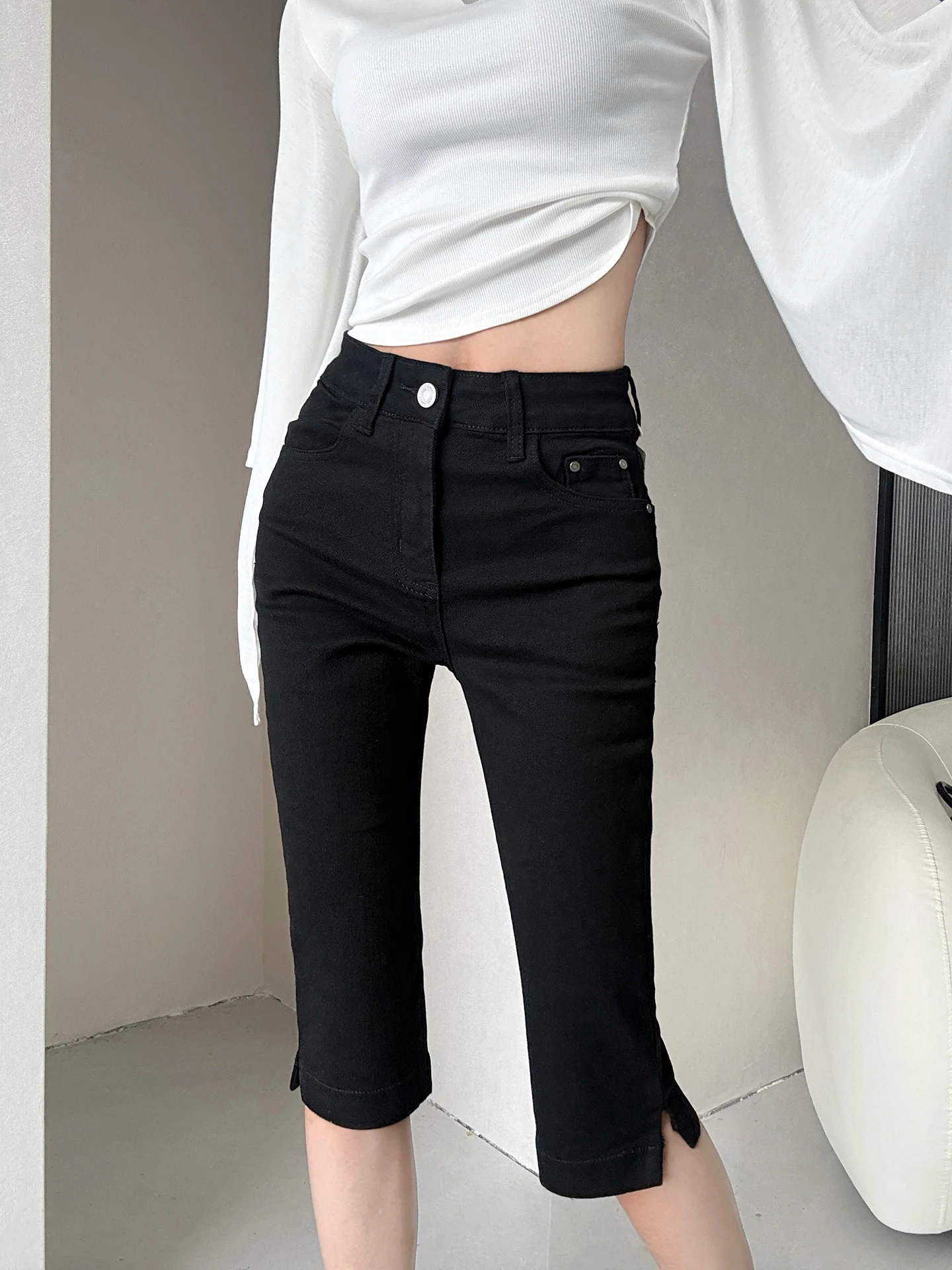 High Waist Capri Pants Women's Slim Fit Stretchy Denim Jeans mid Rise Elastic Side Slit Seven Length Cotton Village