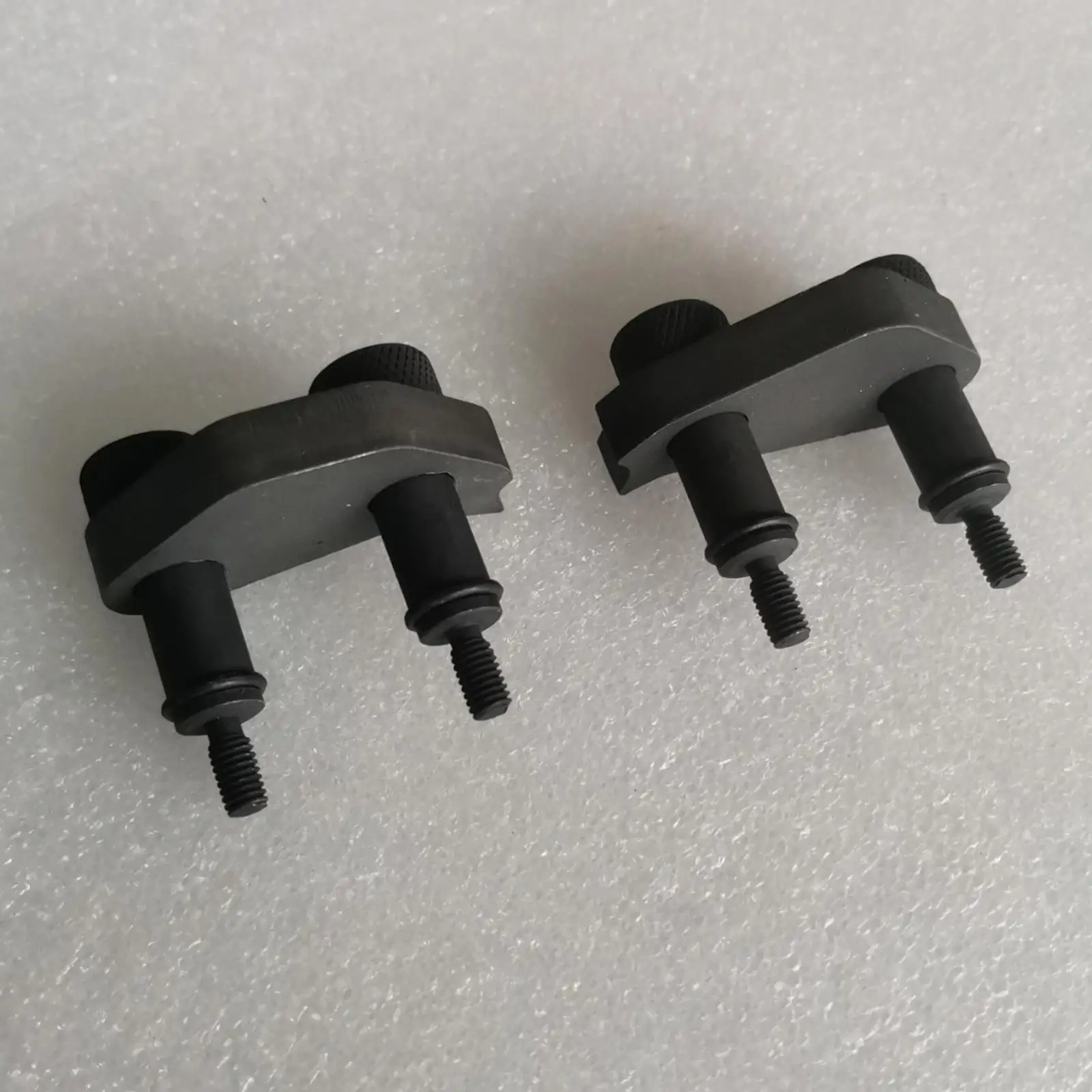 

Инструмент для блокировки распределительного вала Professional T40271 для VW для Audi 1.8L 2.0L, легко устанавливается, хорошая производительность, черные запасные части для автомобиля