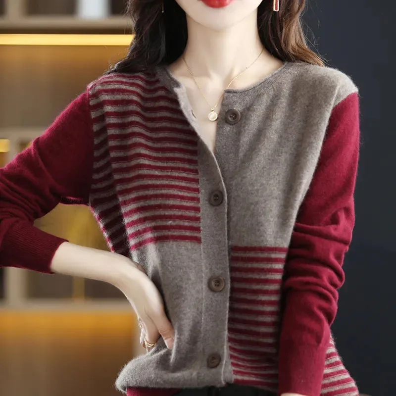 موضة الجولة الرقبة سترة سترة المرأة ربيع الخريف جديد اللون حجب سترة بأكمام طويلة الإناث الكورية بلوزات فضفاضة #3