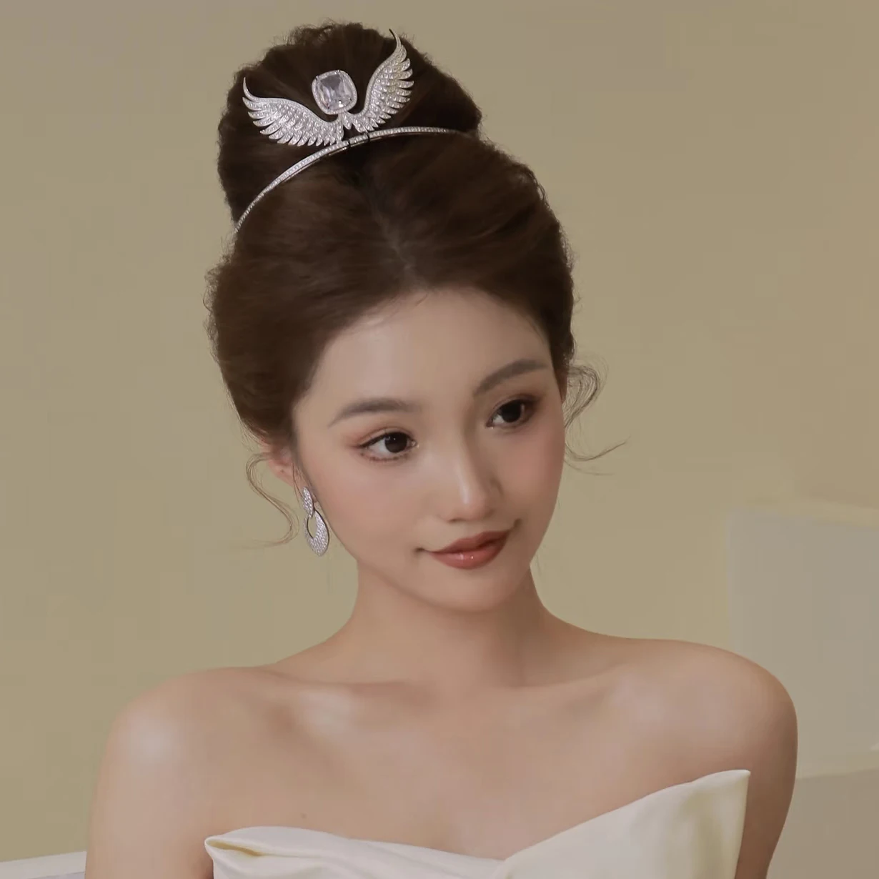 Custom Unique Mini Crown Cubic Zirconia Wing Hair Accessory for Wedding Dress Exquisite Temperament Wedding Hairband