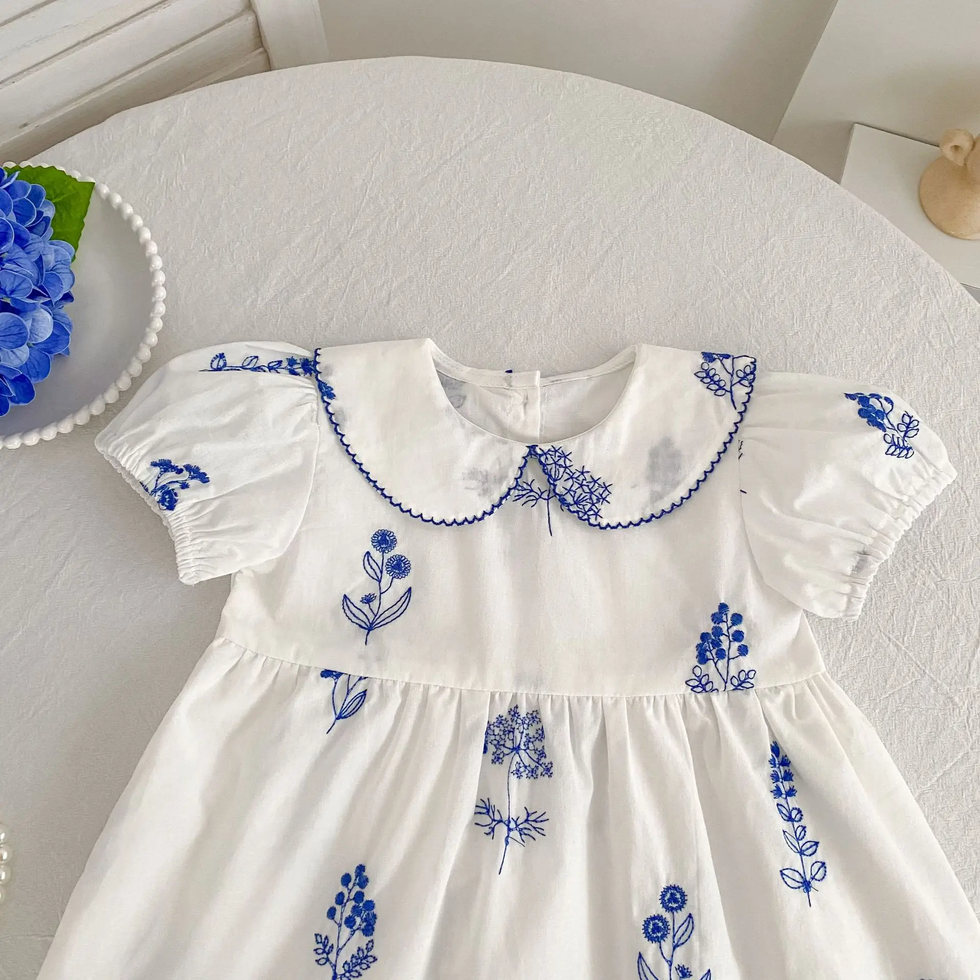 Sommer Neuer Stil 2-6 Jahre Mädchenkleid Kurzarm Babykleidung Kinderkleid Koreanisches Besticktes Mädchen Retro Schwesterkleid – Detail 16