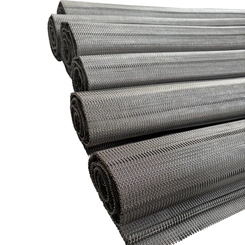 Stainless Steel Mesh Conveyor Belt Herringbone Pattern High Temperature Resistant For Food Delivery Sorting 304 Stainless
