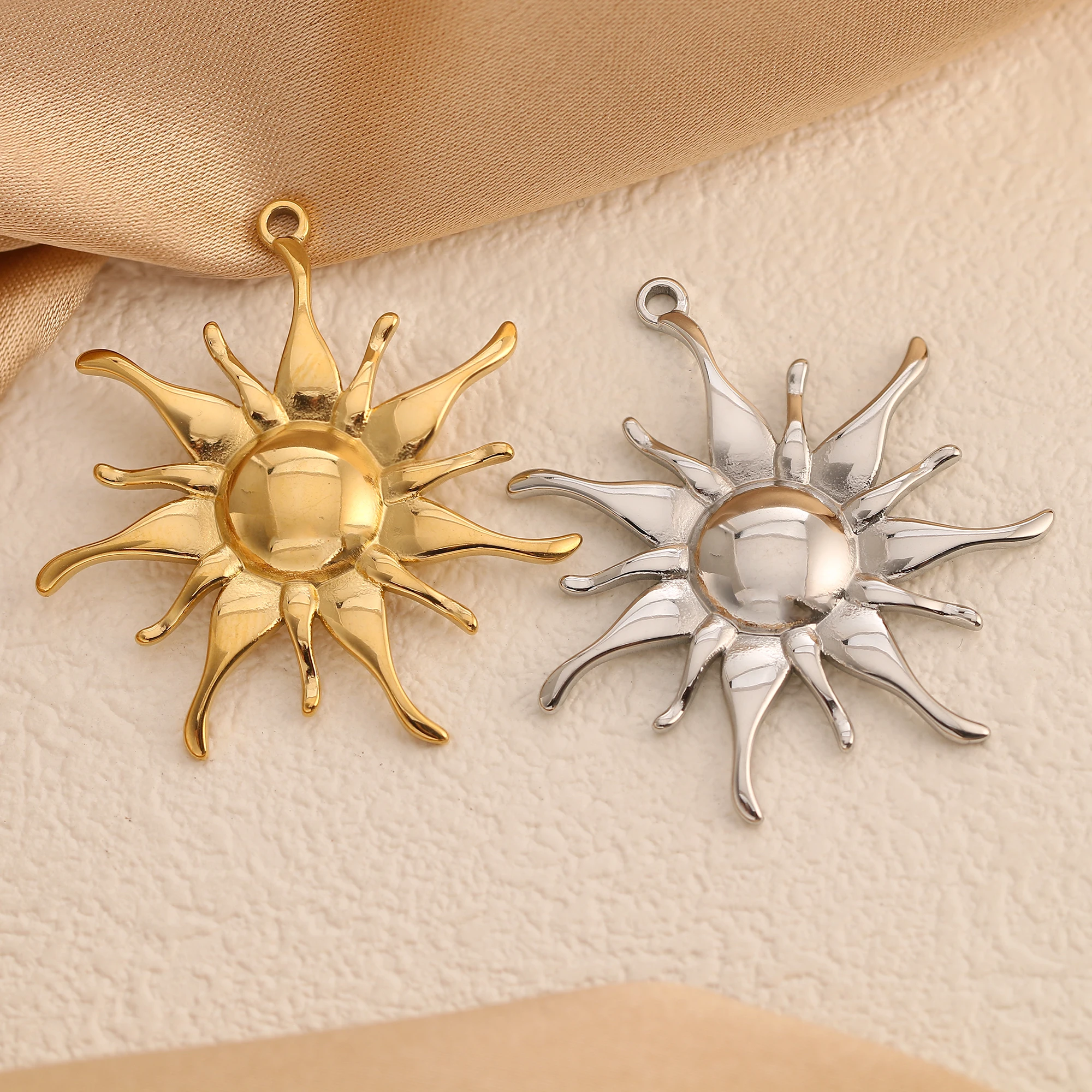 

3Pcs Stainless Steel Sunflower Charms 3D Large Sun Pendants DIY Jewelry Making Supplies Earrings Necklace Accessories Wholesale