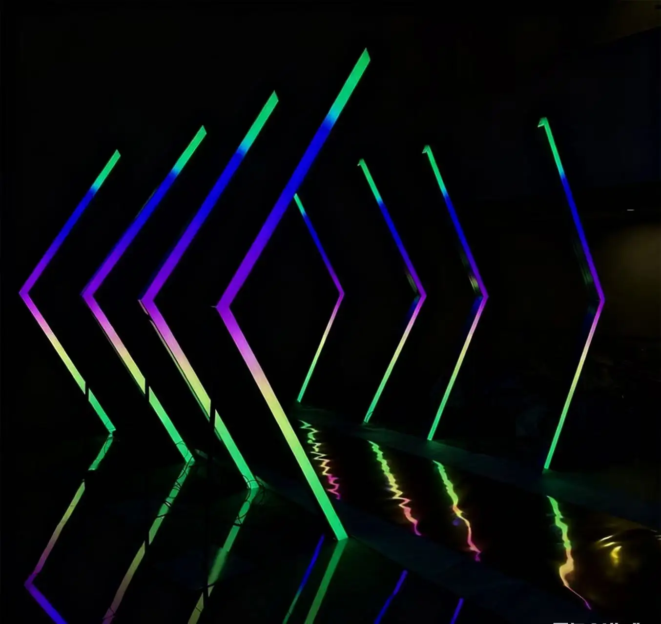 

FSDKX New Design Customized Size RGB Light Strip Metal Arch Wedding Walkway Party Backdrop Wedding Arch Events Decoration
