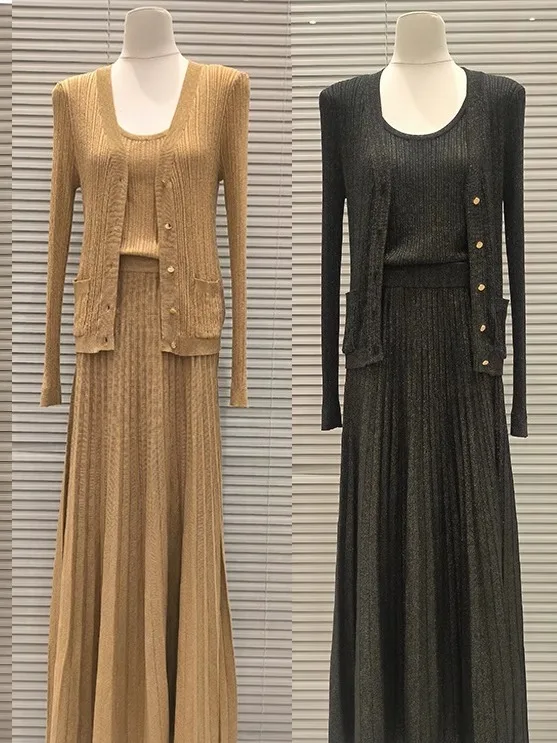 

High-End Version Soft iny Silk Knitted Crop Top And Cardigan Set Spring Summer RO Sle Faionable Women's Ensemble