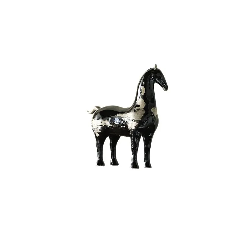Light Luxury High End Ceramic Tangma Ornament for Porch Living Room TV Cabinet Artistic Decoration Housewarming Opening Gifts