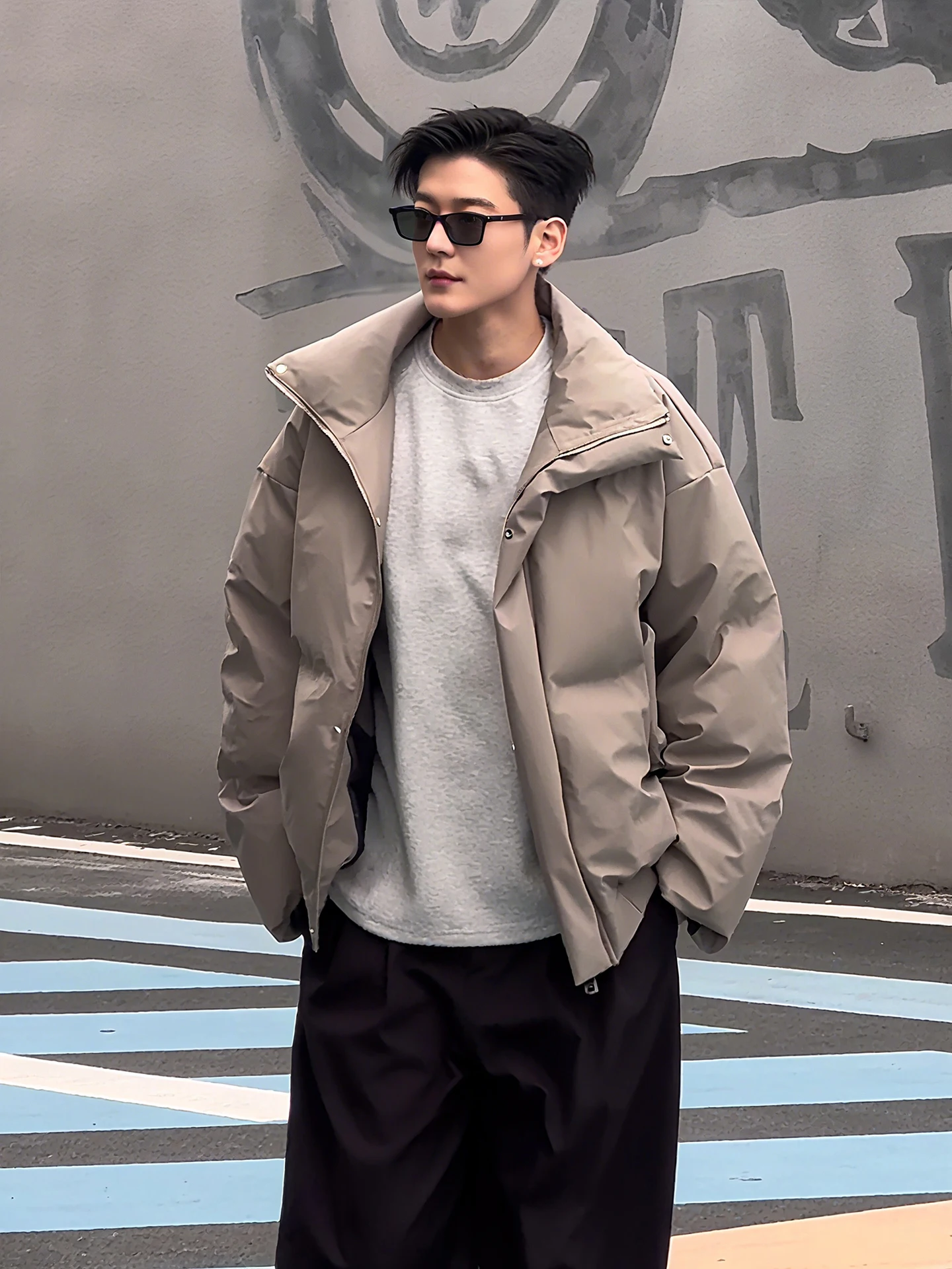 

Cé Brown Stand Collar PU Leather down Cotton Jaet Men's Winter Thiened High-End Cool American Couple Bread Sle Coat