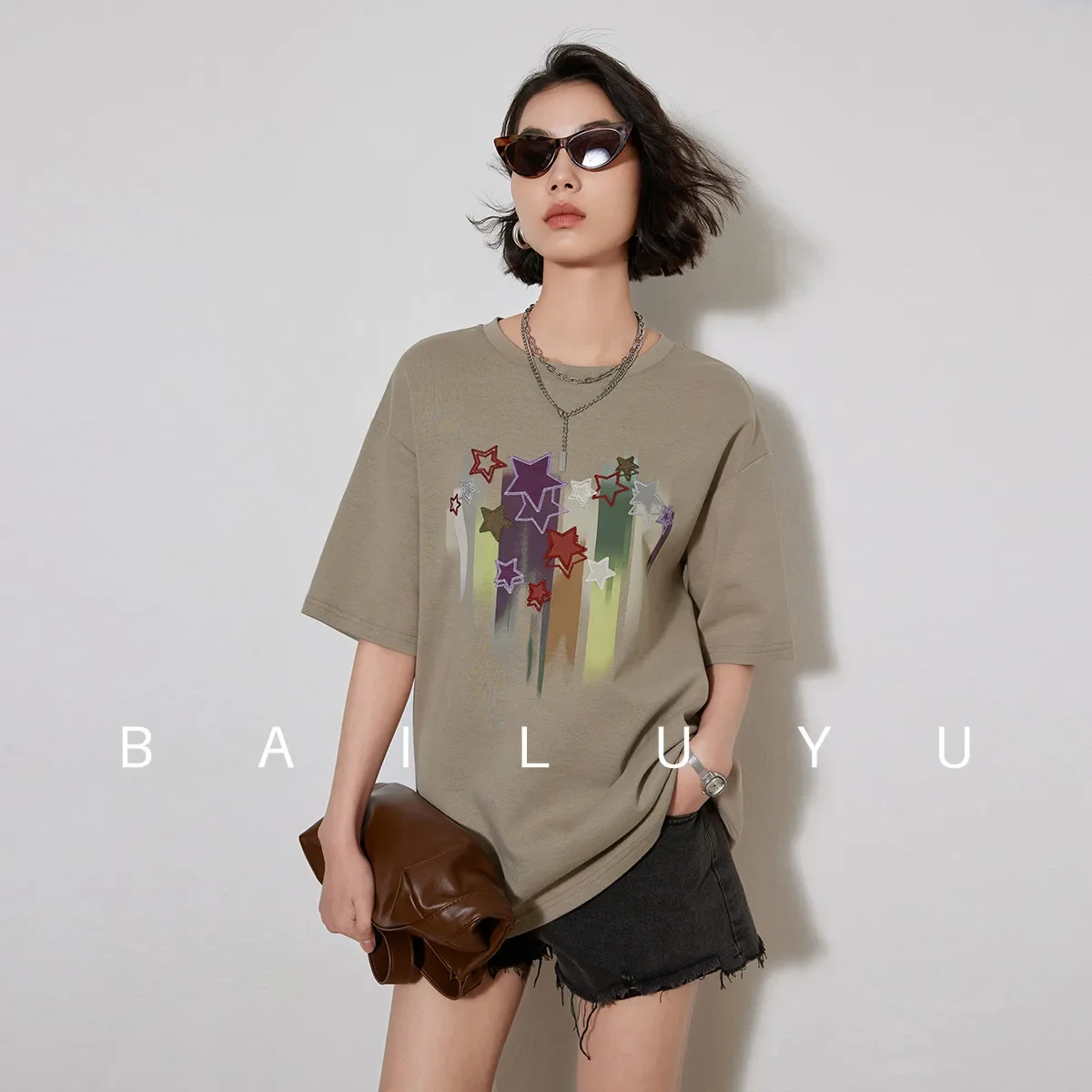 LOUIS YAO Women T-shirt 2024 Summer New Round Neck Short Sleeve Loose Fit Casual Drop Shoulder Sleeve Print Fashionable Chic Top