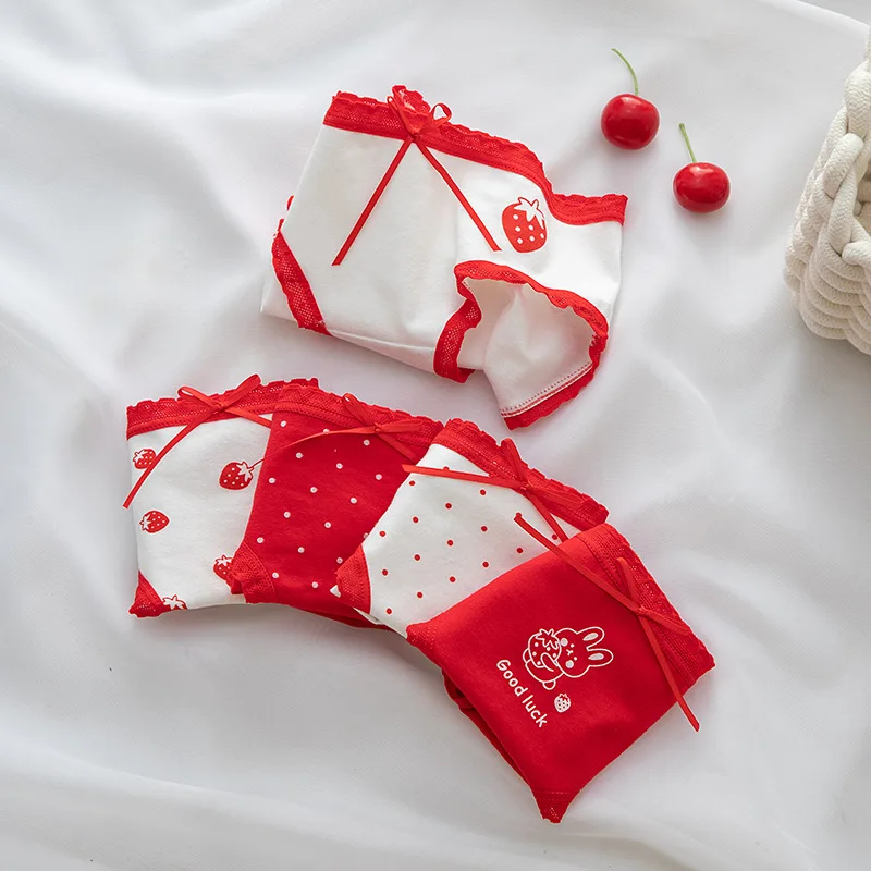 الفراولة الحمراء المطبوعة القطن سراويل المرأة منتصف الخصر ملخصات مثير الملابس الداخلية الإناث الملابس الداخلية مريحة السيدات جذوع