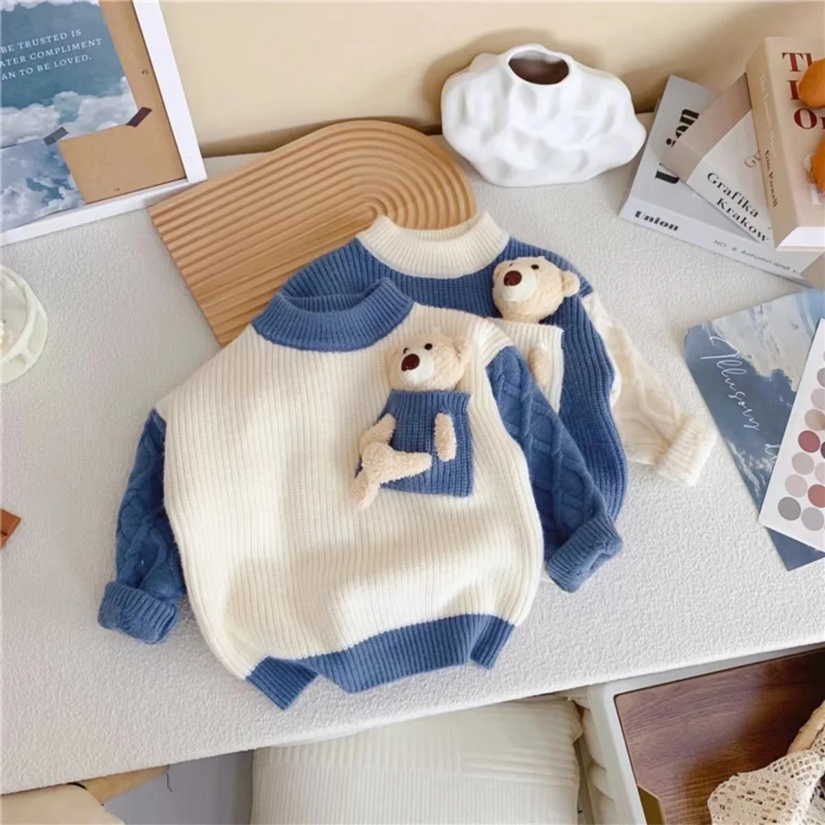 

Children's Sweater For Boys And Girls Winter New Thickened Knitted Shirt For Childrens Fashionable Sisters And Brothers Same Top