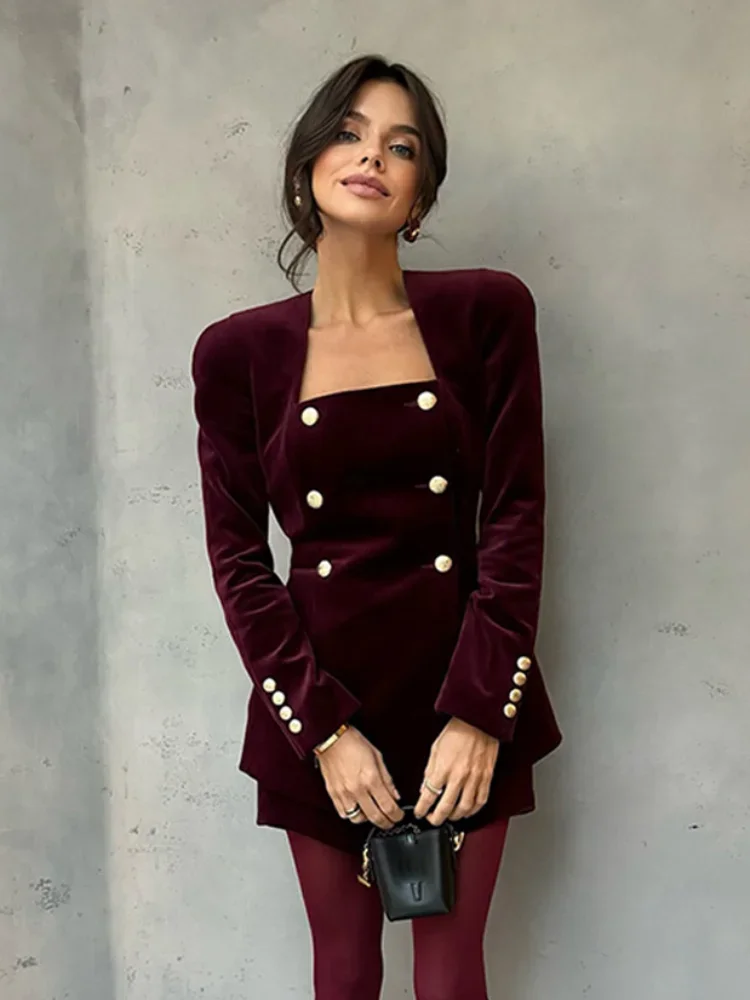 Elegant Burgundy Velvet Square Neck Shirt Pant Set Fashion Square Neck Metal Buttons Slim Long Sleeve Tops Short Pants Suit