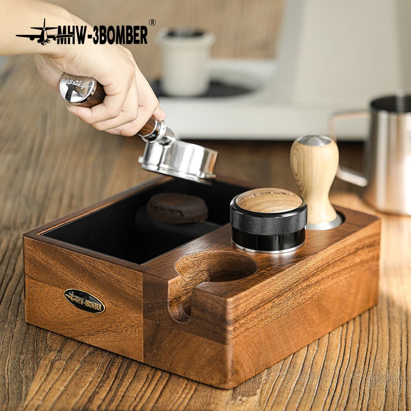 MHW-3BOMBER 4-in-1 Espresso-Klopfbox, Vintage-Stampfständer, Holzsockel und rutschfester Kaffeeverteiler und Tamper-Halter aus Silikon