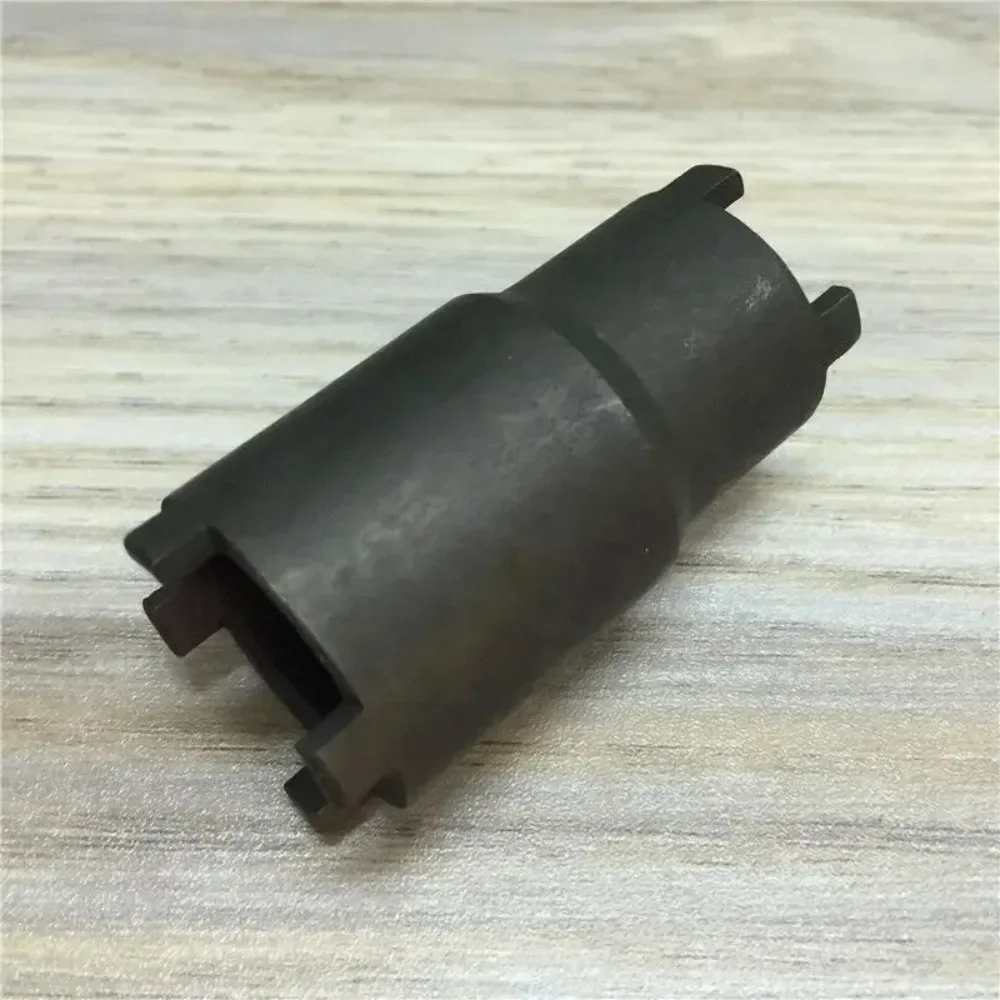 2pcs FOR Motorcycle Repair Tool GY6 50 / CG125 / JH70 Clutch Nut Removal Tool 30mm x 25mm