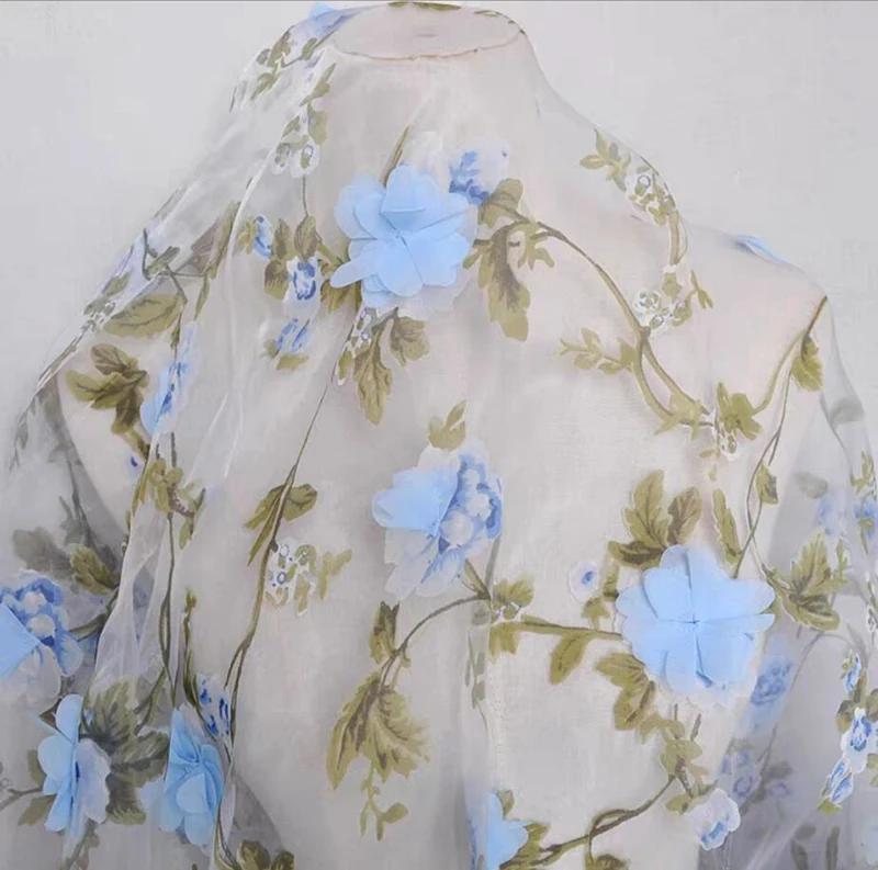 1 Meter X 1,35 Meter 3D Applikation Blumen-Spitzenstoff für Brautkleider Organza Burnout – Detail 8