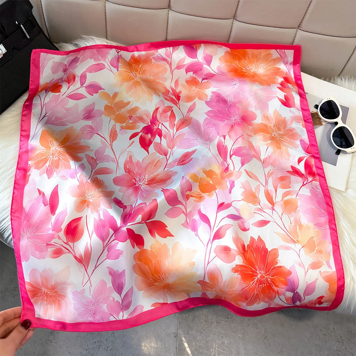

High Quality Silk Scarf Women Floral Print Shawl 65x65cm Square Wrap Beach Sunscreen Scarves Bandana Foulard Hijab for Lady New