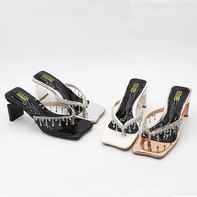 2024 New Summer Fashion Slippers Square Rhinestones Wearing Sandals and Rhinestones Pendant Clip Toe Banquet Slippers