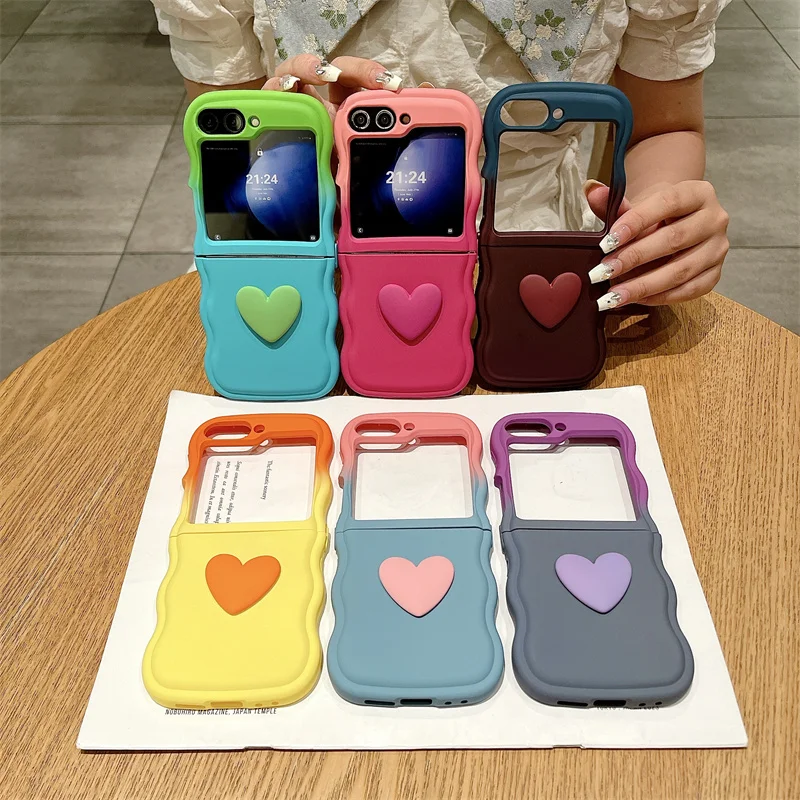 Fall Prevention Luxury Silicone Liquid Soft Heart Wave Candy Plain Shockproof Phone Case For Samsung Z Flip 3 4 5 6 Cover