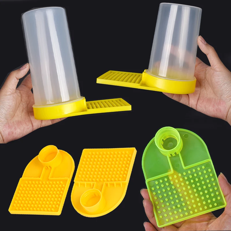 4 types Beekeeping Bee Feeder Honey Bee Drinking Water Feeding Watering Bees Tools Supplies Feeding Plastic bee Drinker Tool
