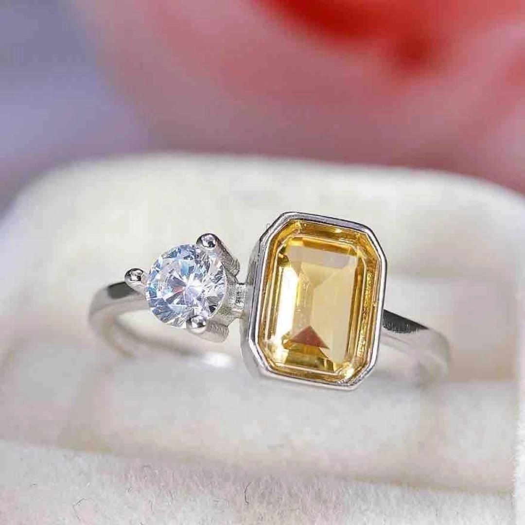 

KJJEAXCMY High clarity Natural Yellow Crystal S925 silver exquisitely Ring Full of luster Simple,Design High-End Bestseller Gift