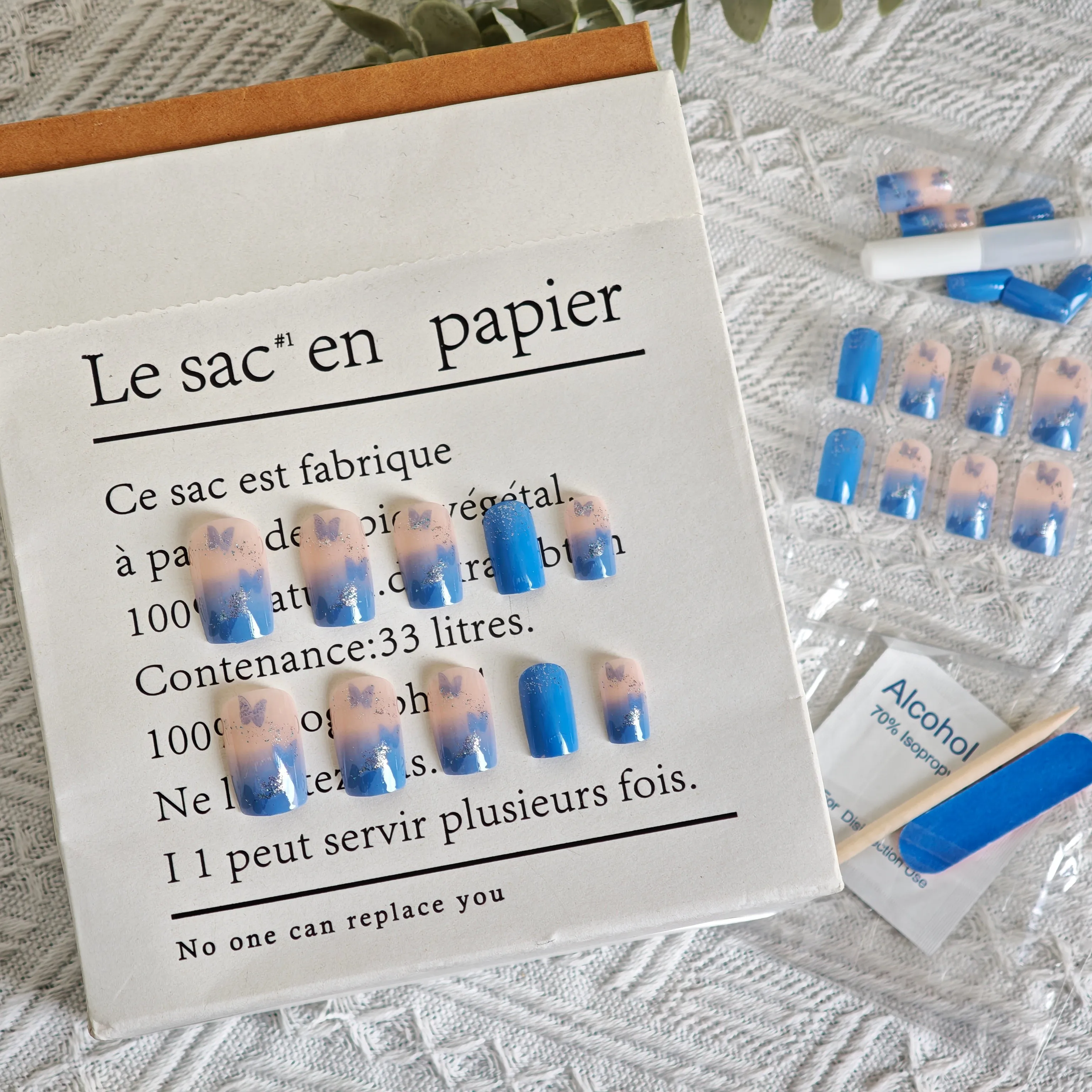 

24pcs Blue Butterfly Print Press-On Nails with Glitter, Medium Square Shape, Assorted Sizes Fake Nails For Women