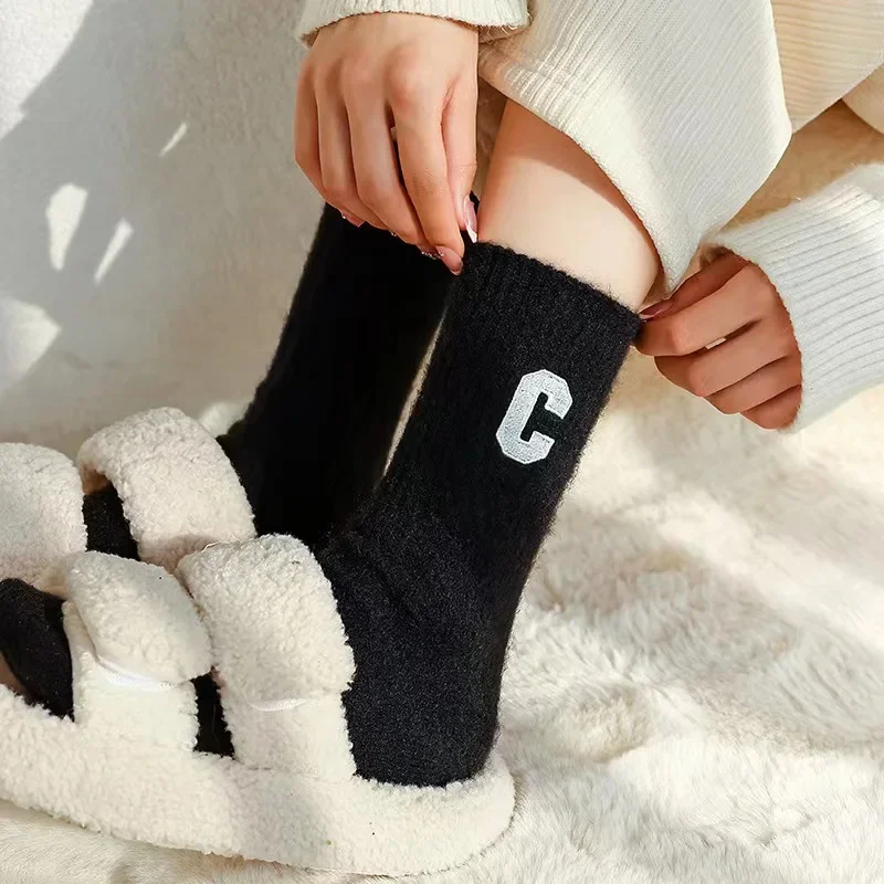 1pair Women Wool Socks Autumn Winter Warm Thickened Cashmere Socks Casual Fashion Solid Color Comfortable Home Long Sock 2024