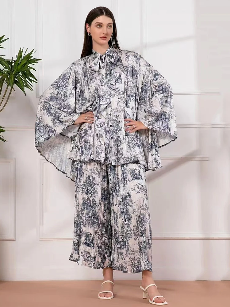 

2025 autumn women's retro geometric print bow collar cape style loose shirt two-piece set+pleated wide leg pants fashion set
