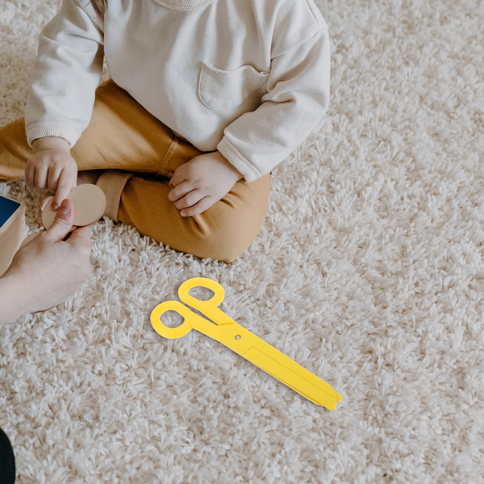 

Scissors Toy Decorative Dress up Prop Performance Props Performing Cosplay Fake Plastic
