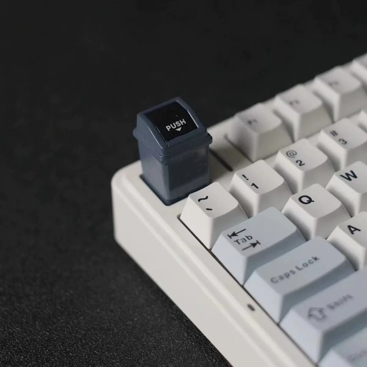 Trash Can Personalized Keycaps Resin Keycaps Interesting Novel Decorative Key Caps for MX Mechanical Keyboard