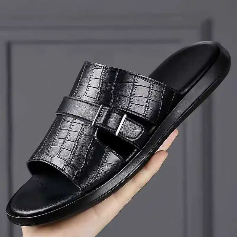 2026 Summer crocodile-patterned soft-soled slippers stylish casual unique design retro and simple beach sandals