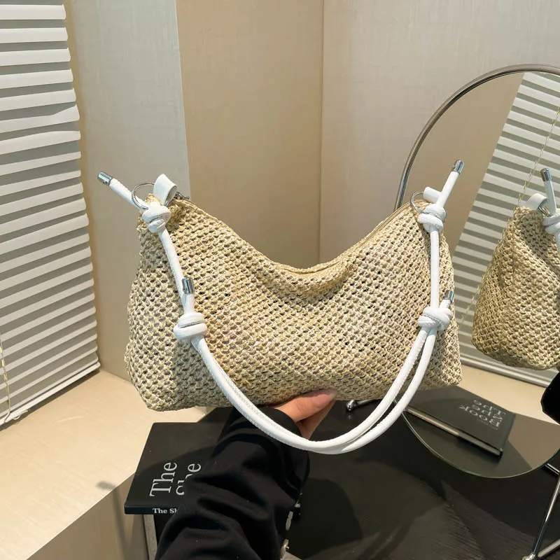 

Stylish Woven Tote Bag for Women Lightweight Spacious Retro Shoulder Bag Perfect for Shopping Beach Travel