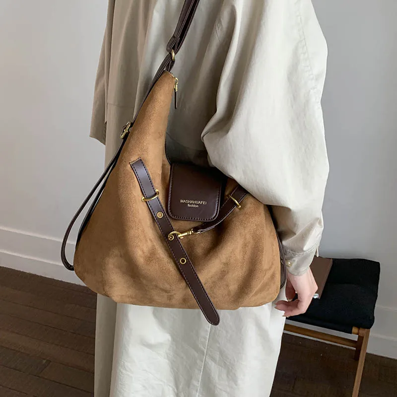 

New design women's shoulder bag elegant retro leather crossbody bag with letter logo fashion trend shopping handbag