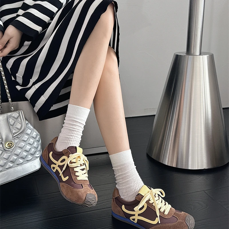 

Unisex Breathable Sports Shoes - Ultimate Comfort, Ventilated Casual & Running Sneakers