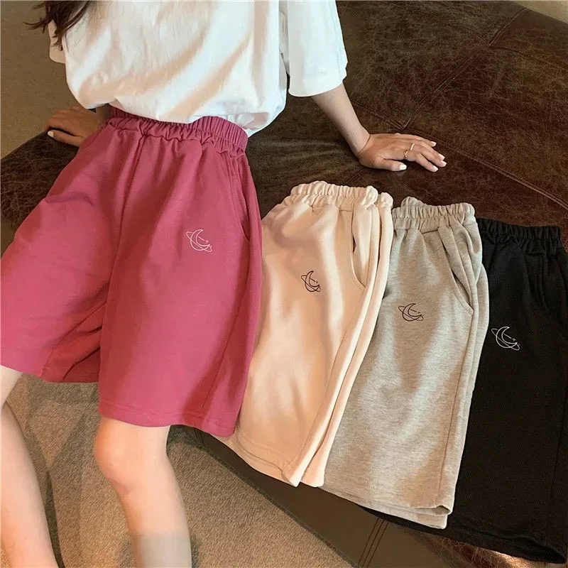 Women Summer Korean Elastic Waist Casual Beach Party version clothing size High waist Moon Embroidery Movement Shorts