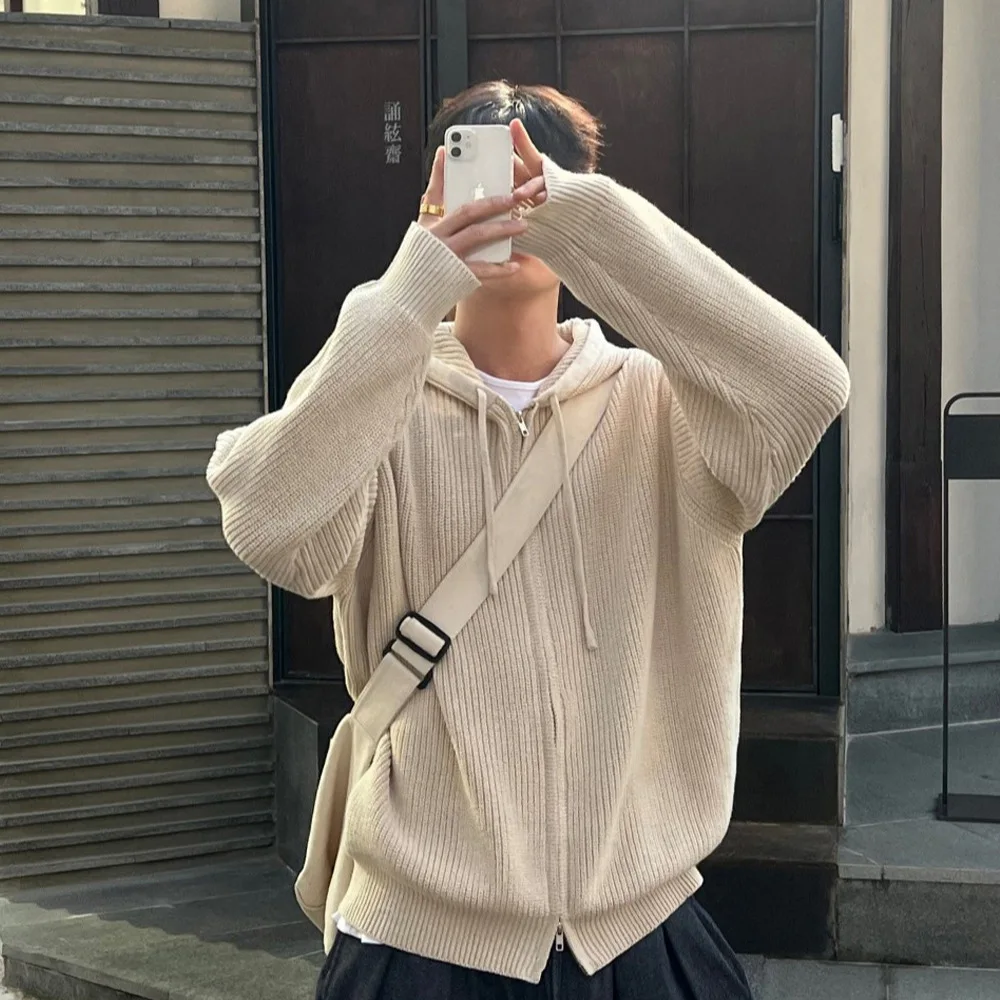 

Вязаный кардиган, мужской осенний тонкий повседневный однотонный корейский кардиган на молнии с капюшоном, модный универсальный топ