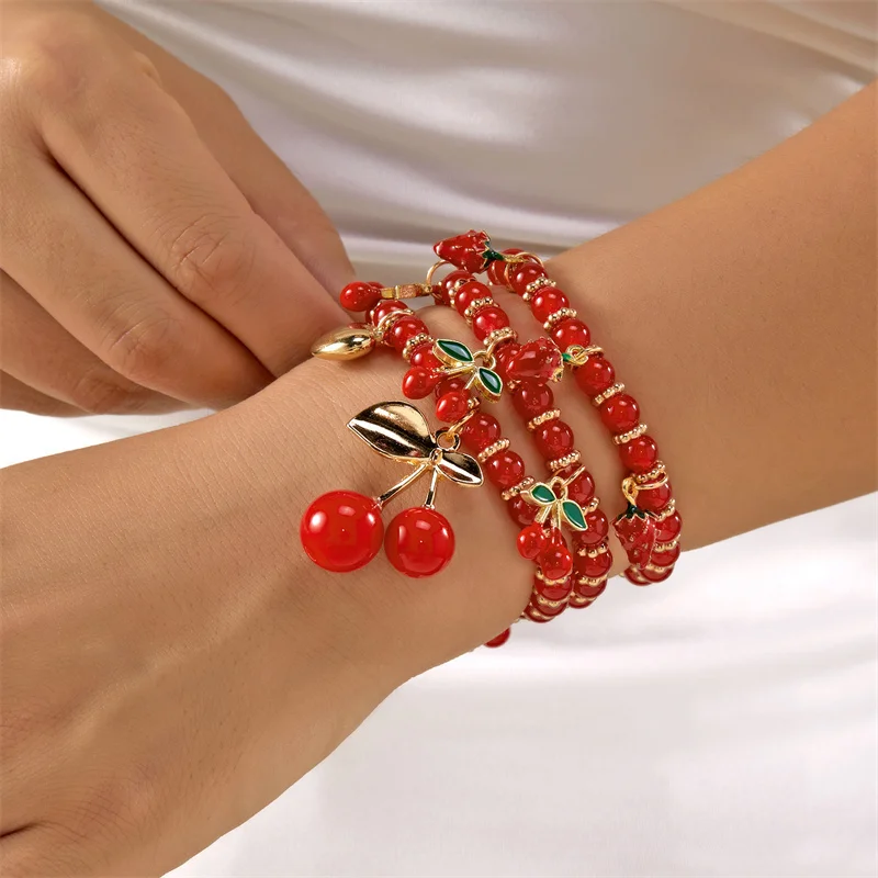 

Fashion Cherry Shape Heart Pendant Bracelets Set for Women Handmade Red Beads Strawberry Stacking Bracelets Party Jewelry Gift