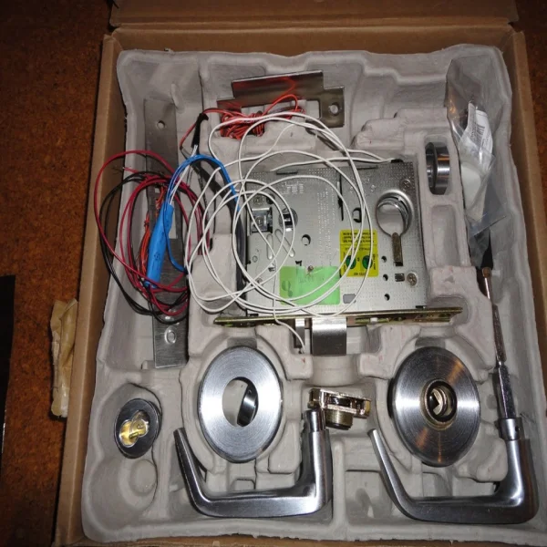 

45hw-7-del-15h-626-lh-idh--lc Лучший врезной замок Совершенно новый оригинальный точечный ПЛК